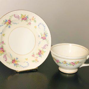 Dubarry by HOMER LAUGHLIN Eggshell Georgian